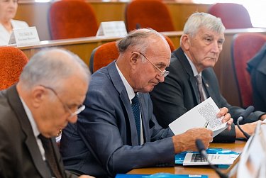 Сергей Грачев: «Совет старейшин оказывает реальную помощь органам государственной власти»